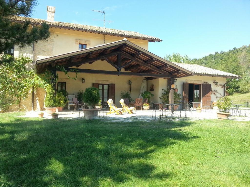 Agriturismo Santa Giusta Poggio San Lorenzo Exterior photo