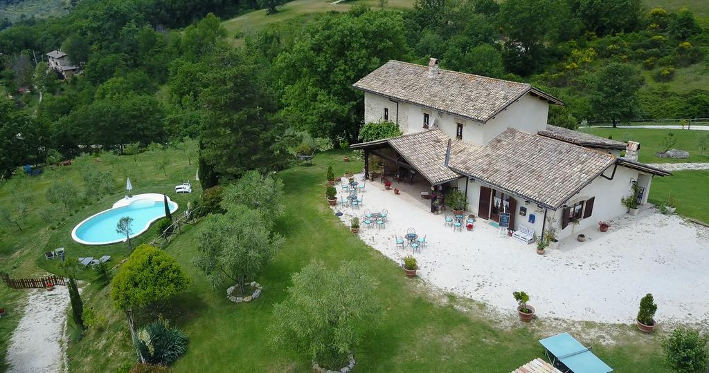 Agriturismo Santa Giusta Poggio San Lorenzo Exterior photo